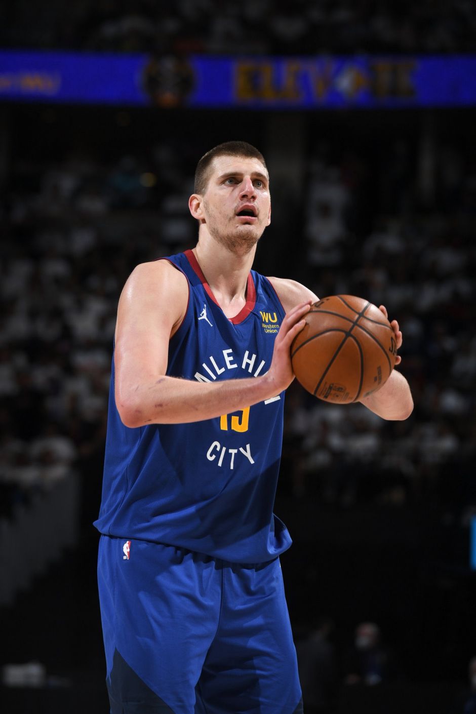 他在球场上 他在球场上