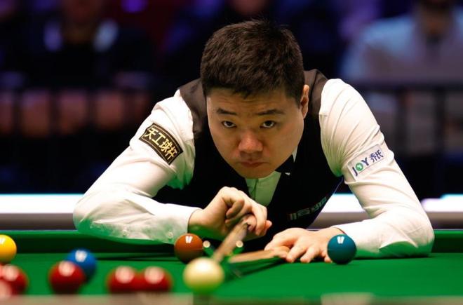 她需要进一 她需要进一