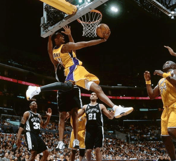 美国队相比 美国队相比